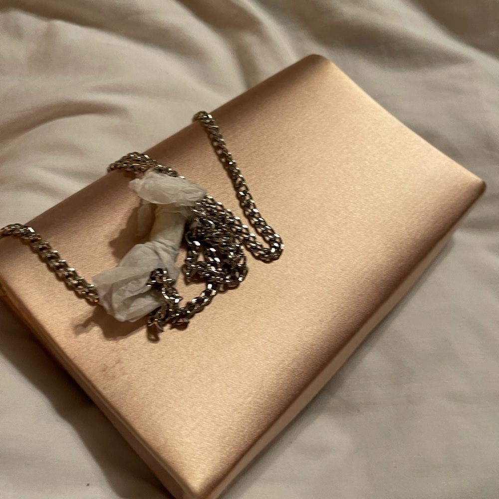 Dyables purse